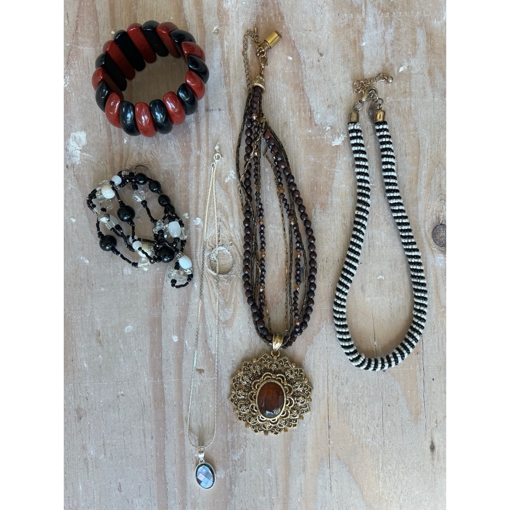 Fashion Jewlery Lot